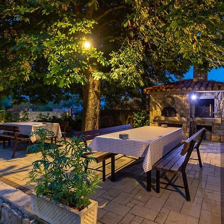 Malinska Apartment 1 Sveti Anton  Экстерьер фото