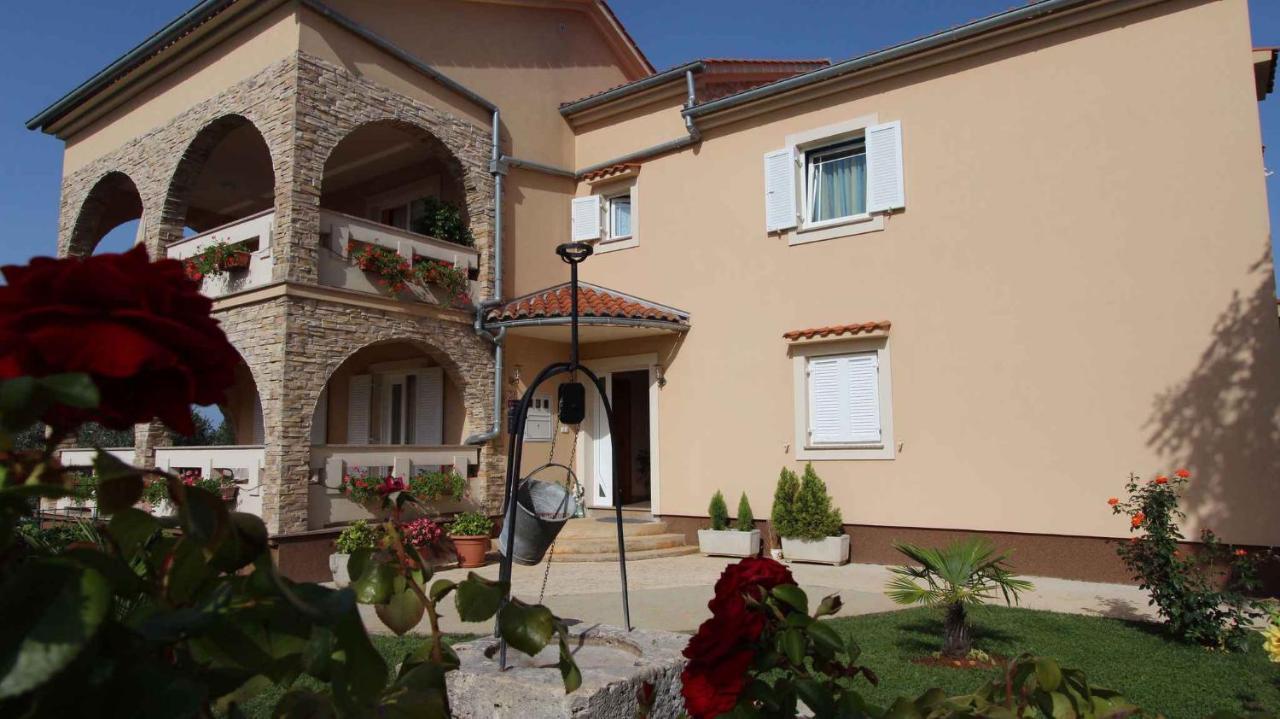 Malinska Apartment 1 Sveti Anton  Экстерьер фото