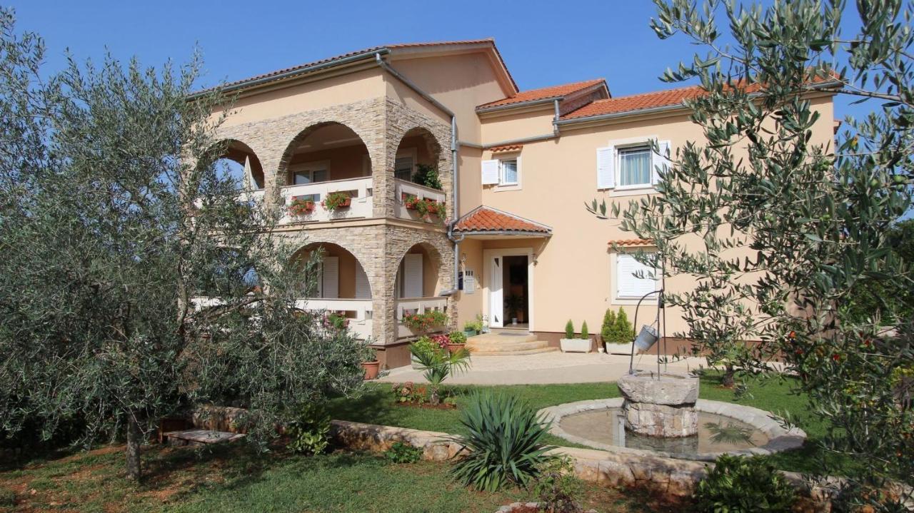 Malinska Apartment 1 Sveti Anton  Экстерьер фото